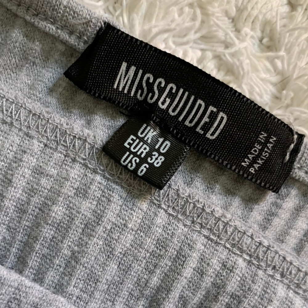 MISSGUIDED Halter Top - Picture 3 of 3